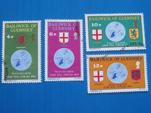 GUERNSEY - 1975 CHRISTMAS - SET OF 4 - CTO