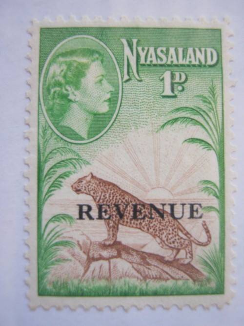 NYASALAND PROTECTORATE - 1953 DEFIN ISSUE QEII 1d BROWN & GREEN OPTD "REVENUE" - UNH