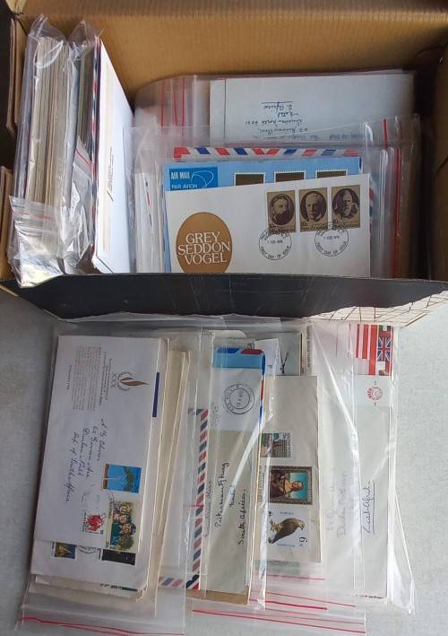 LARGE GLORY BOX - ITEMS THAT ARE SURPLUS TO REQUIREMENTS - FREE SHIPPING VIA PUDO LOCKER TO LOCKER