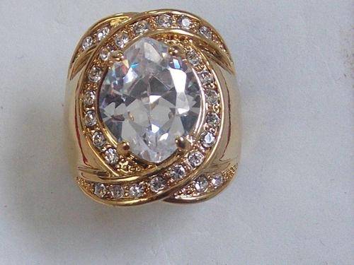 MAD!! MAD OFFER!!! EXTRA LARGE SIMULATED DIAMOND GOLD FUSION RING SIZES 8 & 9