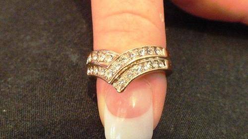 STUNNING ITALIAN DESIGNER GOLD FILLED RING WITH CZ DIAMOND SIZE 6(1 ONLY)
