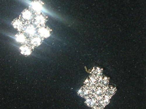 Beutifull diamante earrings