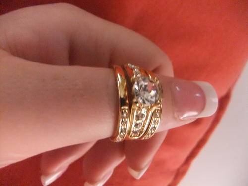 EXCLUSIVE ITALIAN DESIGNER GOLD FUSION 3 PIECE RING WITH PLENTYCZ DIAMONDS AND A HUGE SOLTAIRE ADDED