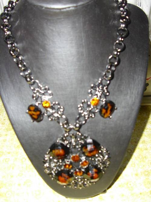 ITALY DESIGNER HEAVY NECKLACE WITH BEAUTIFULL BROWN GEMS ADDED LOVELY MOTHERS DAY GIFT