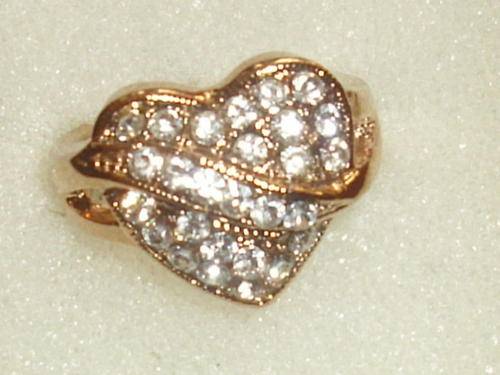 EXCLUSIVE ITALIAN DESIGNER HART TYPE GOLD FUSION WITH 27CZ DIAMONDS ADDED
