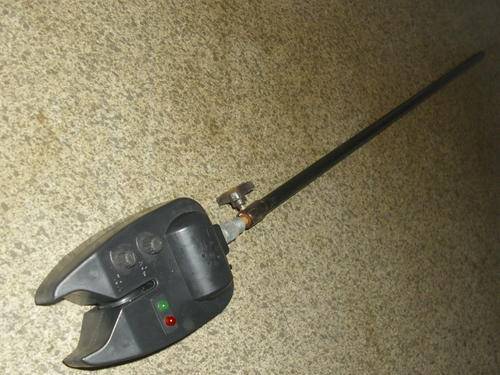 VERY HANDY FISHING ALARM WITH LIGHTS,ALARM,VOLUME AND TONE AND TELESCOPIC PIN