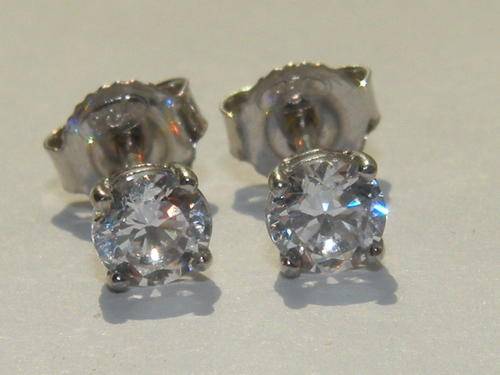 SOLID 925 STERLING SILVER STUD EARRINGS WITH AAA 4MM WHITE CZ STONE