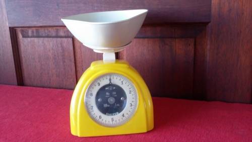 VINTAGE SALTER NO.59 10LB. KITCHEN SCALE