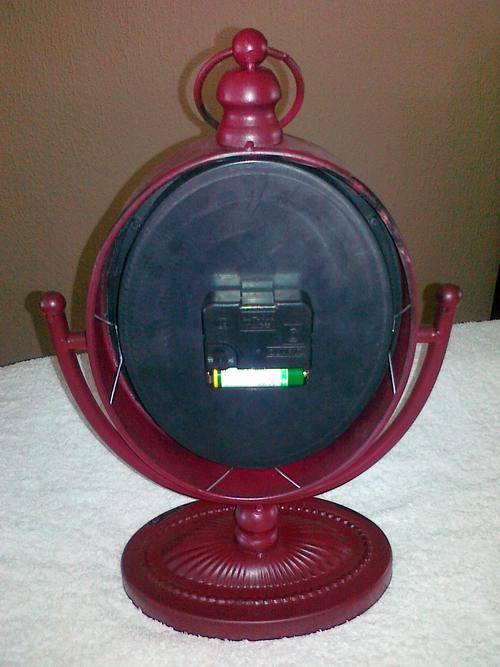 1 X AA Battery Included