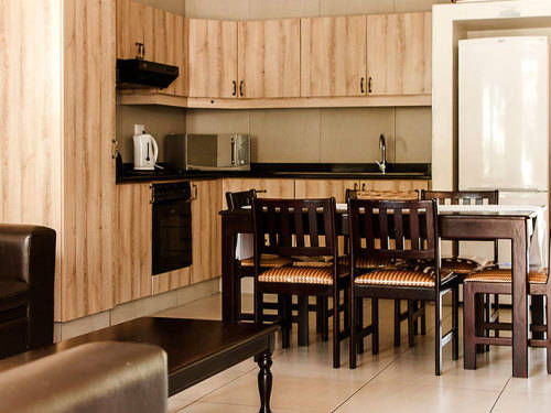 !!LUSH TROPICAL SETTING!! @ Caribbean Estates,South Coast 14-18 December 2020 (sleep 4) 4-night stay
