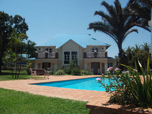 !!LUSH TROPICAL SETTING!! @ Caribbean Estates,South Coast 14-18 December 2020 (sleep 4) 4-night stay