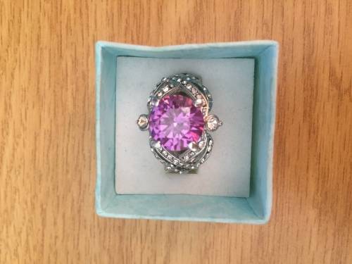 WOW!!! STUNNING DIAMOND AND AMETHYST 7.2 ct RING 14KT STAMPED