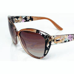 100% Authentic GUESS Sexy Retro Sunglasses 100% GENUINE, BRAND NEW boxed with papers!! HOT!