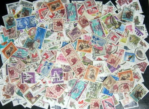 *** 5c MADNESS!!! *** YES THATS 5 CENTS!!! *** BATCH OF  250 VARIOUS WORLD & RSA STAMPS ***