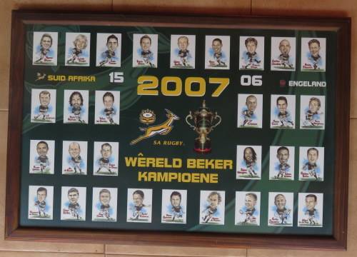 2007 SPRINGBOK WORLD CUP CHAMPIONS WITH ALL THE PLAYERS-VERY LARGE-MEASURES 97X66 CM FRAME