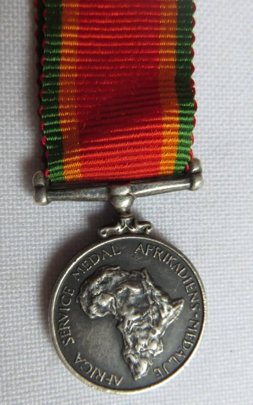 CONTEMPORARY WW2 AFRICA SERVICE MEDAL-MINIATURE