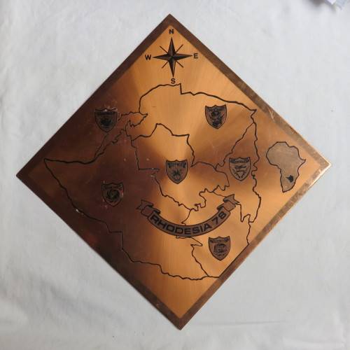 RHODESIAN PLAQUE -MEASURES 25X25CM