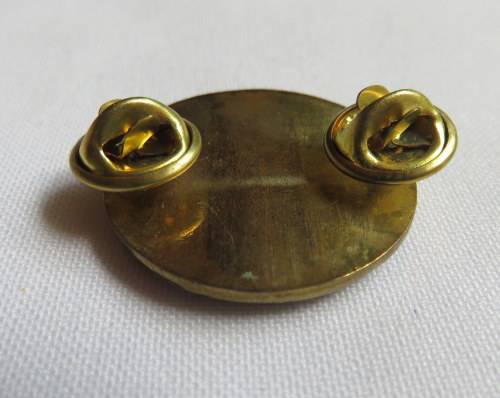 AWB PIN BREAST BADGE-DIAMETER 30 MM- 2 PINS