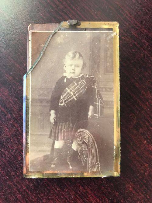 ORIGINAL BOER WAR PERIOD PORTRAIT -MEASURES 110X72MM