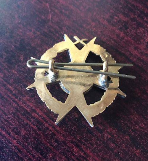 SA CORPS OF CHAPLAINS (CHRISTIANS)CAP BADGE-WORN FROM1959- 2X SCREW LUGS