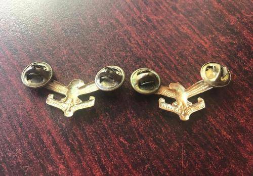 SAAF GILDING METAL-FULL SIZE COLLAR BADGE PAIR- PINS INTACT