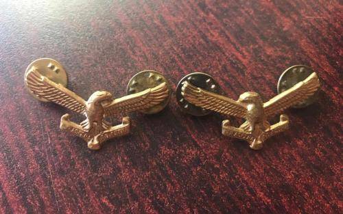 SAAF GILDING METAL-FULL SIZE COLLAR BADGE PAIR- PINS INTACT