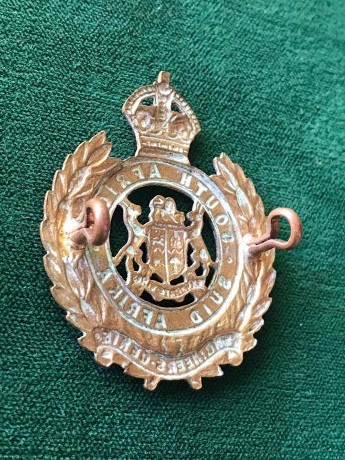 SA CORPS OF ENGINEERS CAP BADGE IN BRASS ADOPTED POST WW1-2 LUGS