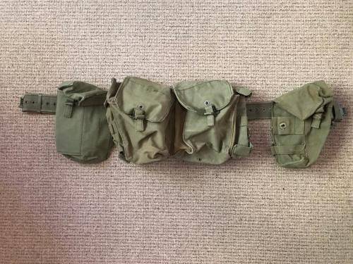 ORIGINAL RHODESIAN P69 WEBBING 4X POACHES ON WEBBING BELT