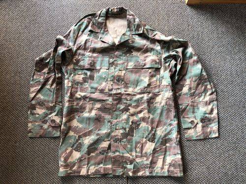 32 BATTALION CAMO JACKET,SUMMER PATTERN-SIZE MEDIUM-MEASURES 57 CM ARMPIT TO ARMPIT-CONDITION VERY G