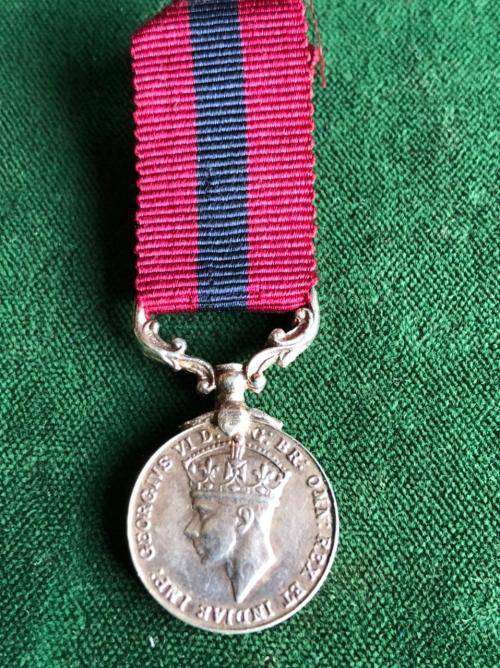 MINIATURE,SILVER AUTHENTIC DISTINGUISHED CONDUCT MEDAL- INSTITUTED 1854