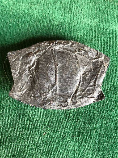 UNIDENTIFIED BULLION WIRE-EMBROIDERED NAVAL CAP BADGE