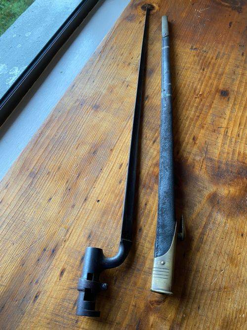 BRITISH 1853/72 SOCKET BAYONET-A STANDARD 1853 BUSHED TO FIT THE MARTINI HENRY RIFLE-IT COMES WITH T