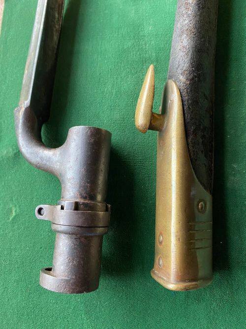 BRITISH 1853/72 SOCKET BAYONET-A STANDARD 1853 BUSHED TO FIT THE MARTINI HENRY RIFLE-IT COMES WITH T