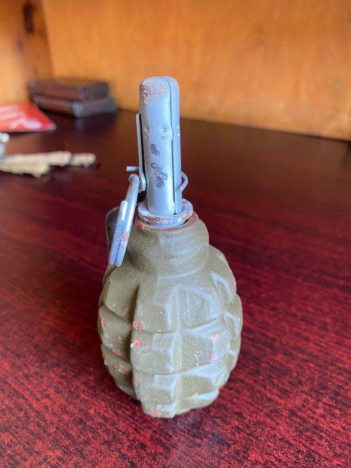 RUSSIAN F1 PERSONNEL,FRAGMENTATION HAND GRENADE-NICKNAMED THE LIMONAKE(LEMON LIKE) BORDER WAR PERIOD