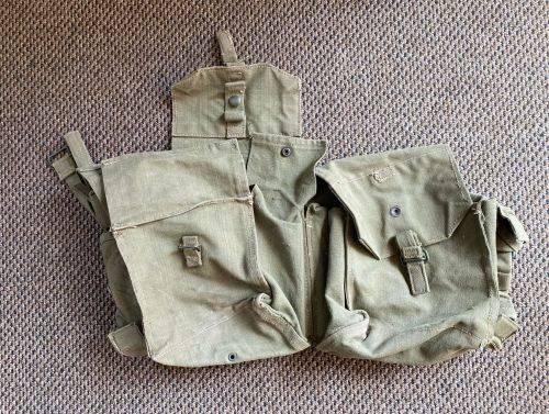 RHODESIA PATTERN 63 KIDNEY POUCHES-ALL CLIPS AND STRAPS CDOMPLETE