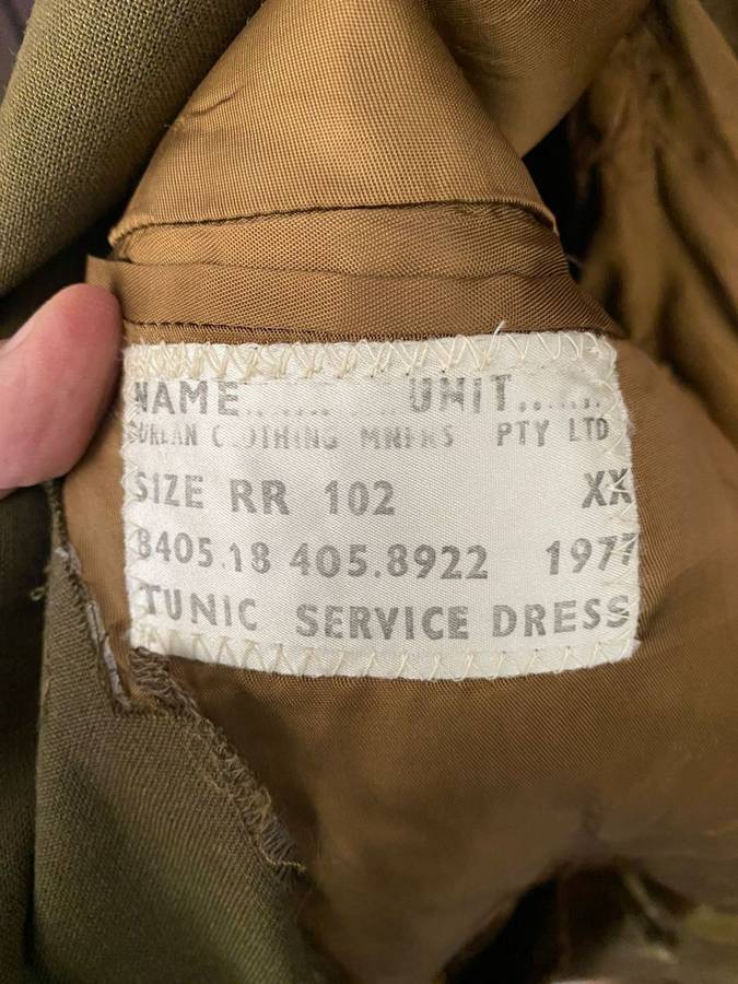 SADF STEP OUT JACKET-NO BUTTONS-SIZE MEDIUM-MEASURES 55 CM ARMPIT TO ARMPIT