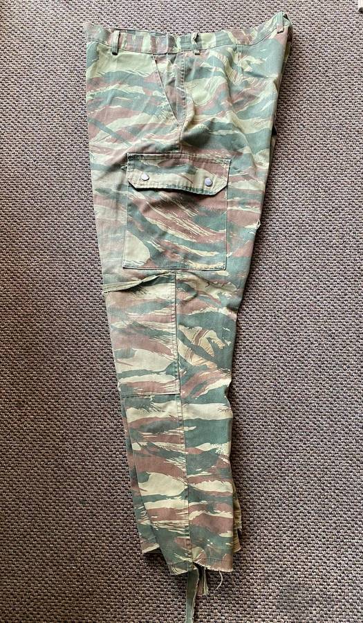 BATTLE WORN-ORIGINAL PORTUGUESE LIZARD PATTERN,CAMO TROUSERS-SIZE 32-PIPE LENGTH 73CM-USED BUT GOOD-