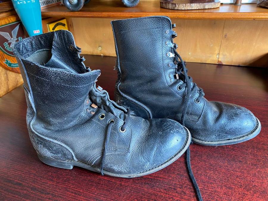 SADF PERIOD-SAAF BLACK BOOTS-SIZE 9 -USED