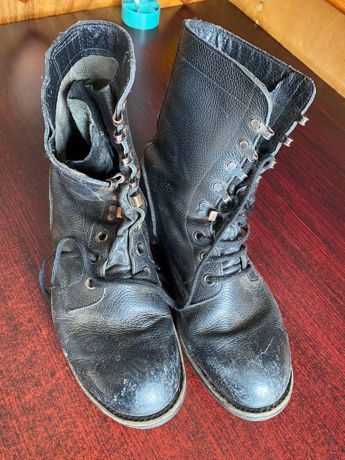 SADF PERIOD-SAAF BLACK BOOTS-SIZE 9 -USED