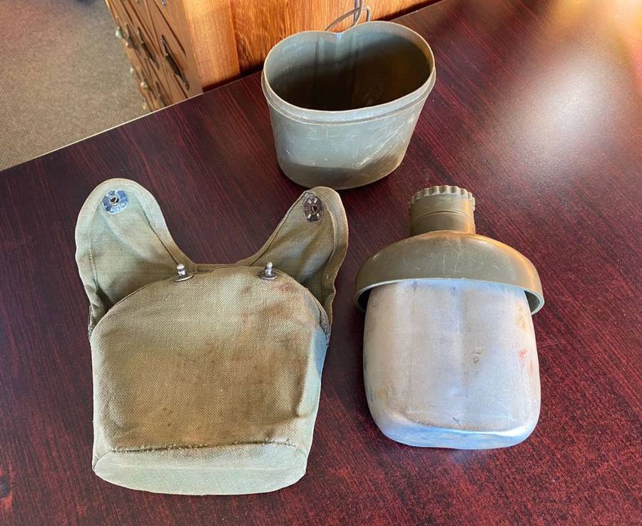 RHODESIAN PATTER 62 WATTER BOTTLE