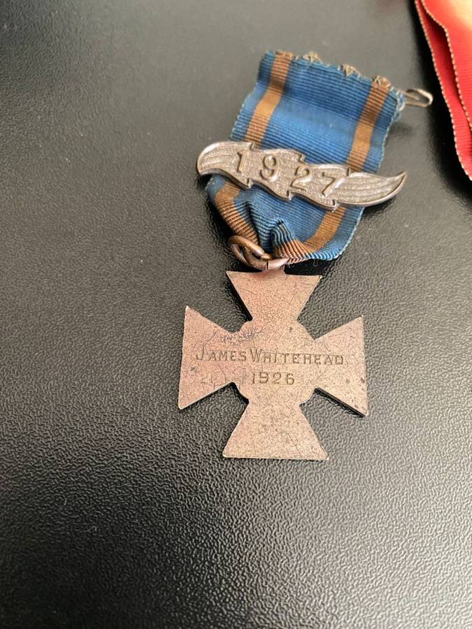 WW1 STAR AND VICTORY MEDAL,WITH CERTIFICATES AND PRINCESS MARY TIN AS WELL AS JMC/DSC MEDAL AWARDED