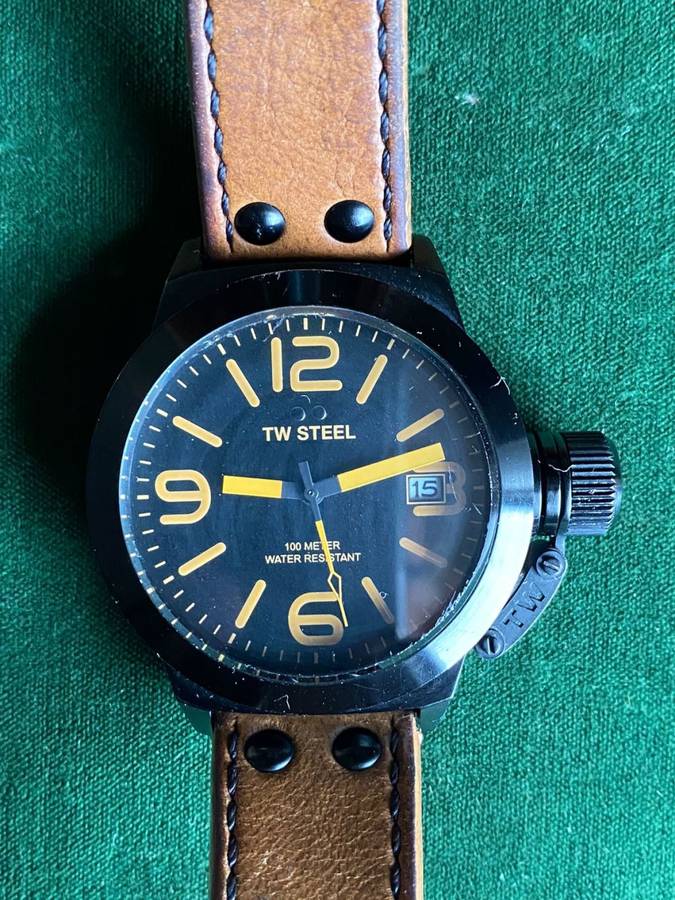 TW STEEL BLACKMENS WATCH,WITH BROWN LEATHER STRAP-CASE SIZE 45M-PERFECT WORKING CONDITION