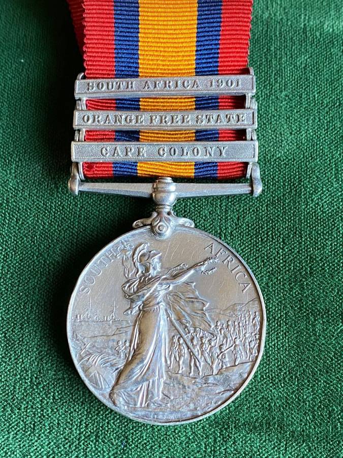 FULL SIZE BOER WAR QSA MEDAL (THREE BARS) CC, OFS, SA 1901- AWARDED TO 475 TPR. D. HIRST KIMBERLEY L