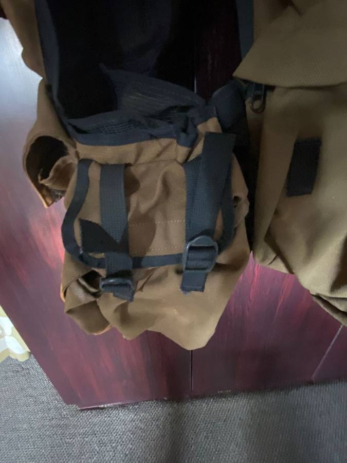 PATTERN 83 BATTLE JACKET-LABELLED AND DATED 1984-USED BUT COMPLETE WITH ALL CLIPS AND STRAPS