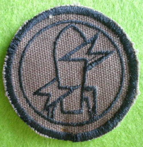 EXPLOSIVE ORDINANCE DISPOSAL QUALIFICATION BADGE FOR WORK DRESS BLACK THREAD EMBROIDERED ON NUTRIA W