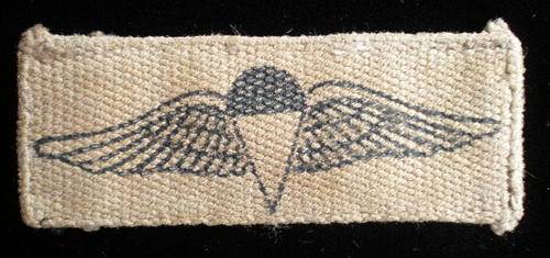 SA ARMY PARA QUALIFICATION BADGE (WORK DRESS) BLACK SILKSCREENED ON NUTRIA,WITH NO SHROUD LINES