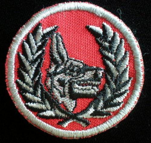 12 SA INFANTRY DOG HANDLER INSTRUCTOR CLOTH PROFICIENCY BREAST BADGE FOR FIELD DRESS-APPROVED IN 199