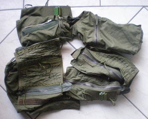 SAAF FIGHTER PILOTS G-SUIT LABELLED&DATED 1990-SIZE MEDIUM LONG-USED BY 1 SQUADRON MIRAGE FI PILOTS-