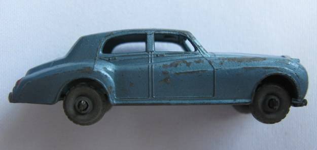 SERIES 1-ROLLS ROYCE SILVER CLOUD NO44 MADE IN ENGLAND BY LESNEY-MEASURES 65MM