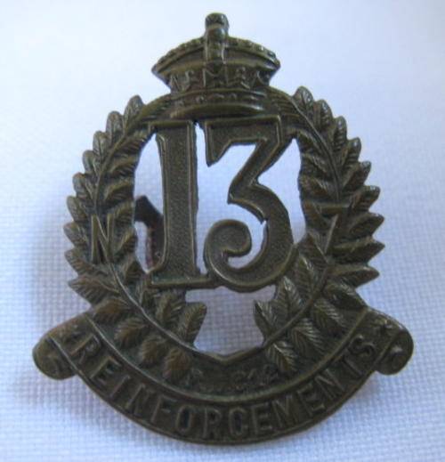 NEW ZEALAND 13TH REINFORCEMENTS COPS BADGE-WW1-2 LUGS-MEASURES 28X32MM